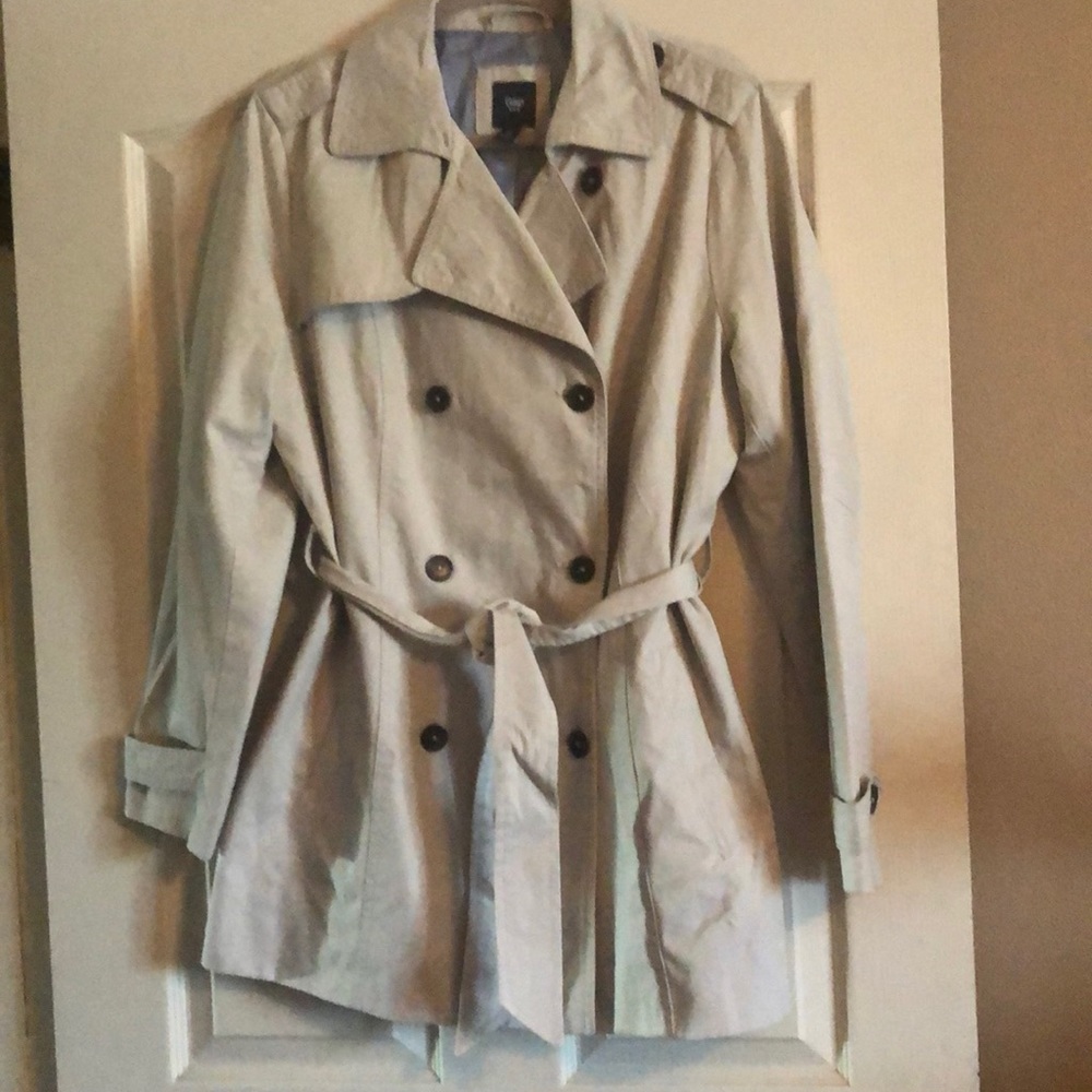 Gap trench coat